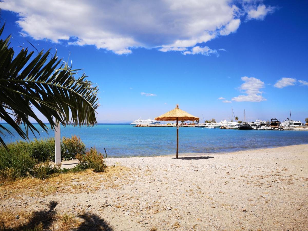 Sea&Sun Glyfada Apartment Atene Esterno foto