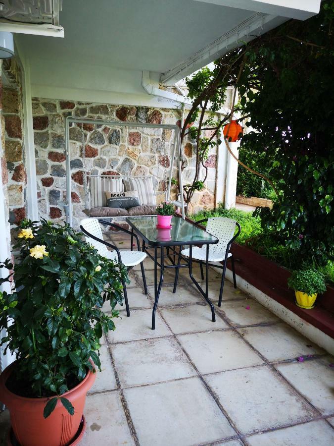 Sea&Sun Glyfada Apartment Atene Esterno foto